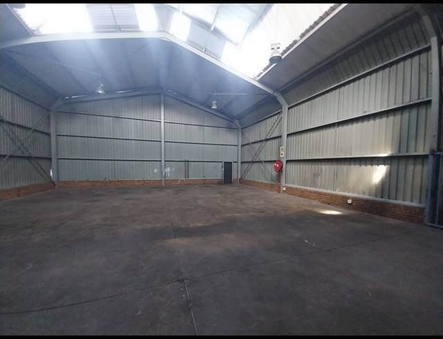 406M² WAREHOUSE TO LET IN BENROSE
